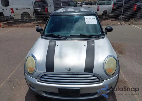 2009 Mini Cooper из США, поврежденный, VIN WMWMF33599TT69778